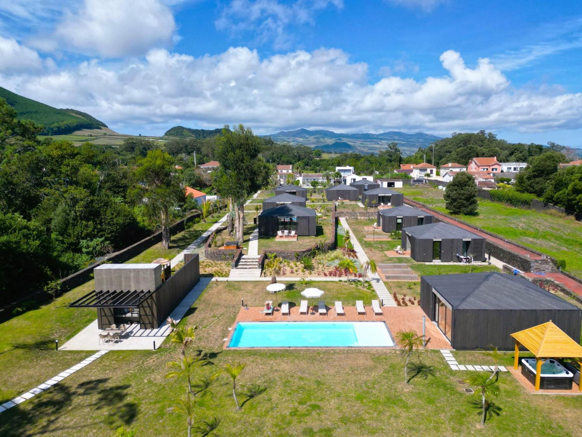 Batalha Golf Villas & Spa ปอนตาเดลกาดา ภายนอก รูปภาพ